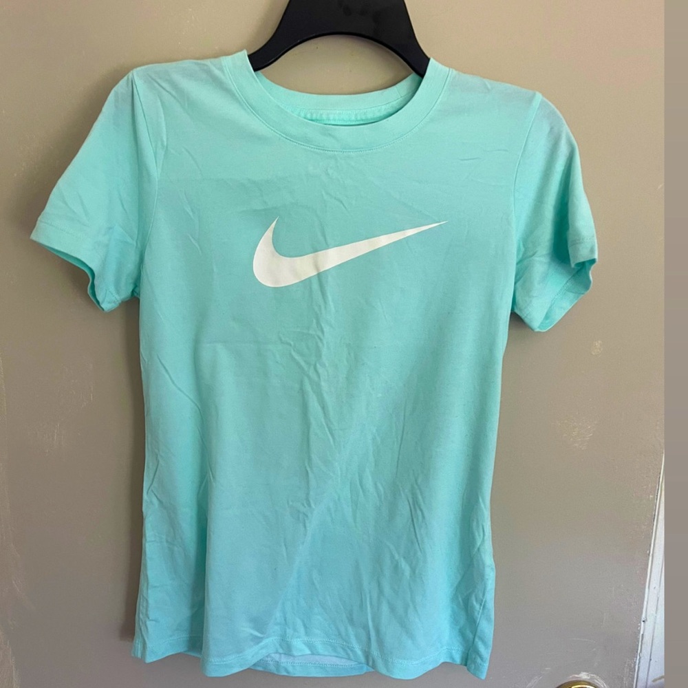 Sporty Tee